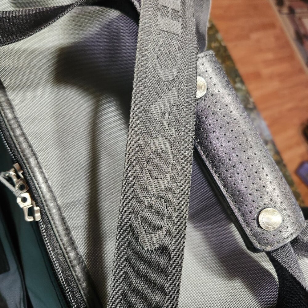 Large 24" COACH duffle travel cabin carryon gym bag nylon and leather with strap - Picture 7 of 14